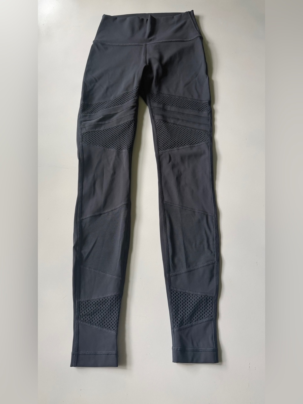 lululemon athletica Wunder Under High-Rise Tight 25” Full-On Luxtreme Size 4